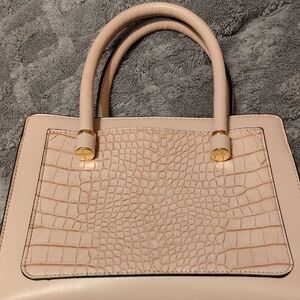 Elegant Cream Crocodile-Embossed Handbag